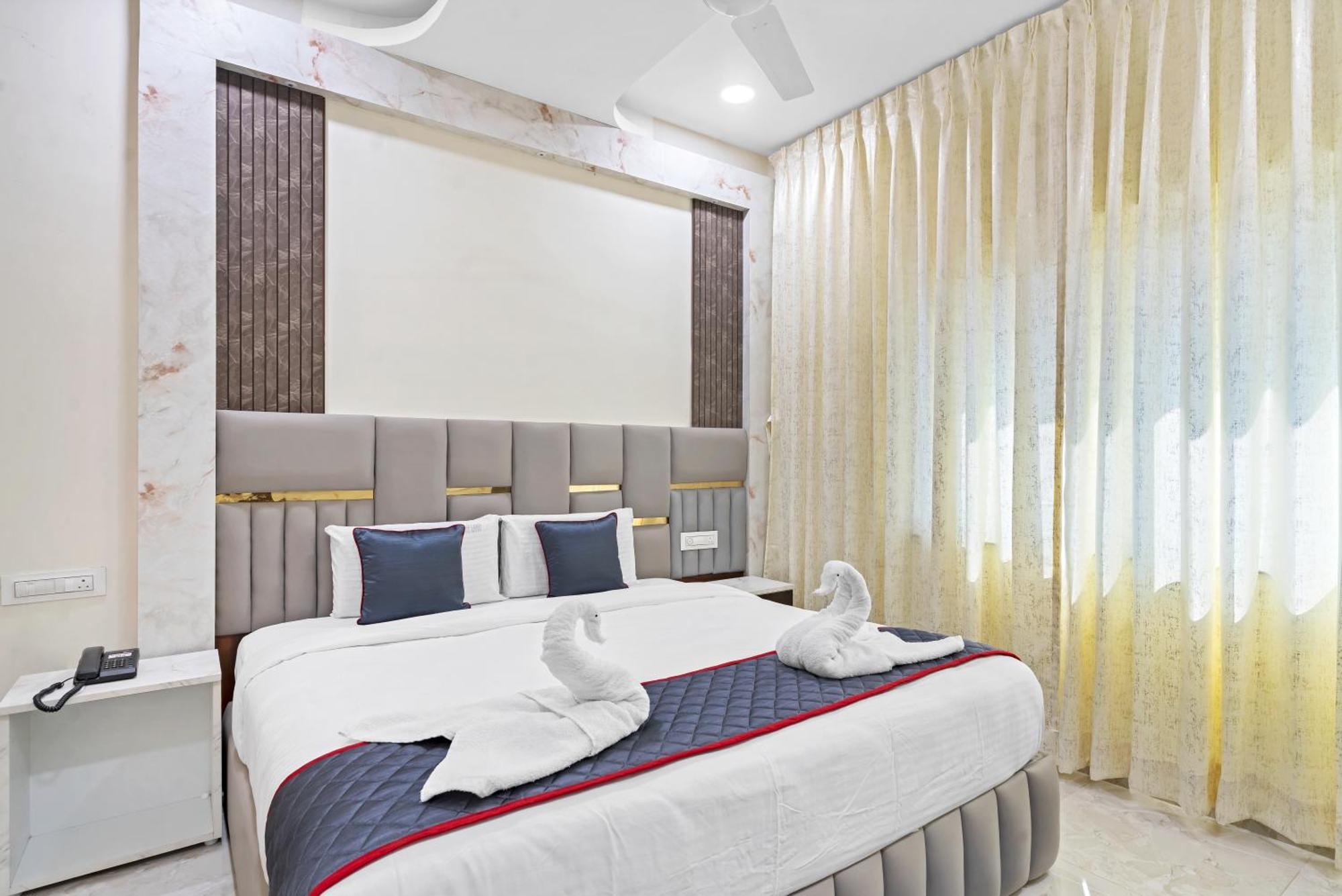Hotel Sky Land Khammam ภายนอก รูปภาพ
