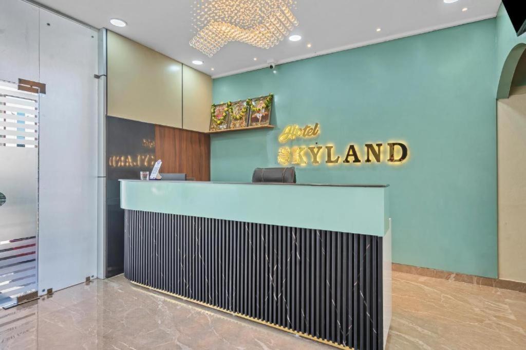 Hotel Sky Land Khammam ภายนอก รูปภาพ